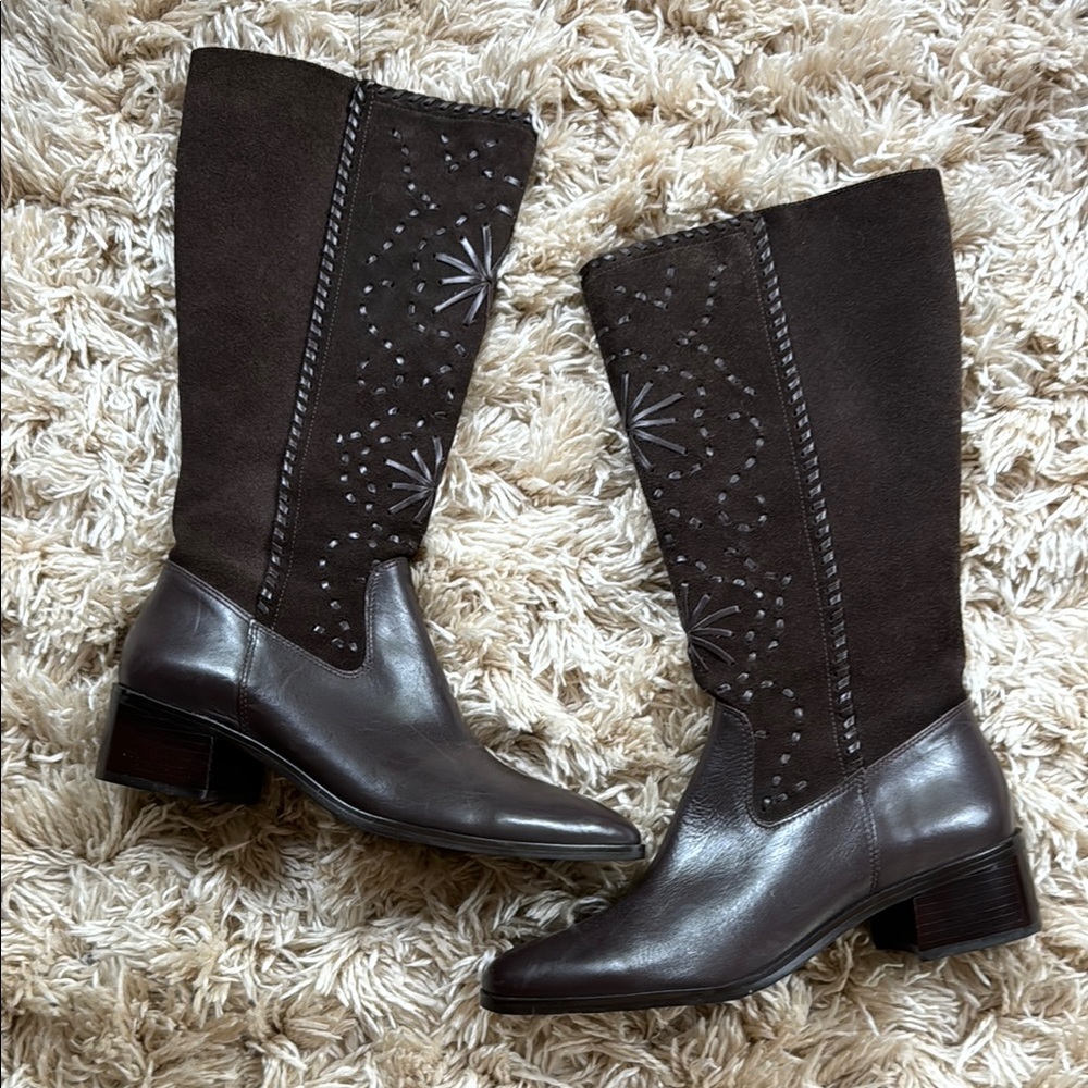 NWOT Worthington Brown Heeled Boots with Elegant detailing 8